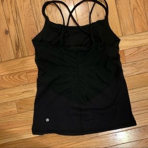 Great condition women’s Lululemon size 8 tank